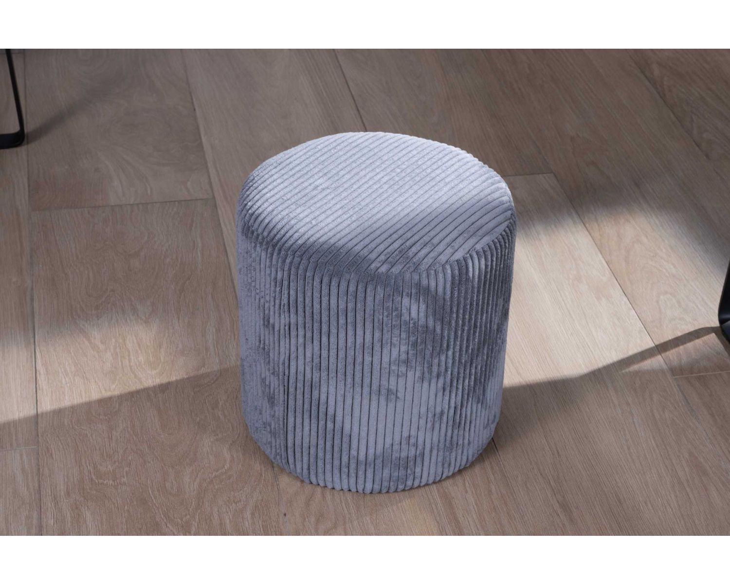 Lot Poufs Ronds En Velours C Tel Gris Snaw