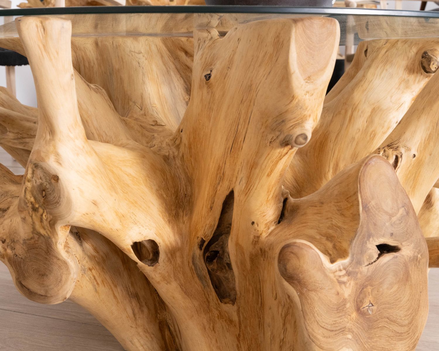 Table De Salon Ronde En Racine De Teck Naturel Avec Plateau Verre