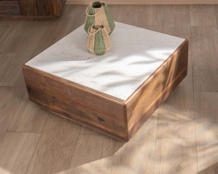 Table basse carrée 100 cm en bois recyclé et plateau marbre blanc "Mood"