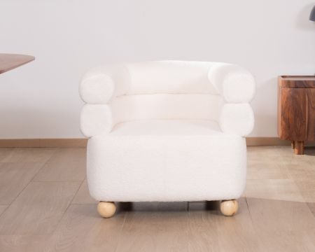 Petite chauffeuse en tissu bouclette blanc design 70's "Wala"