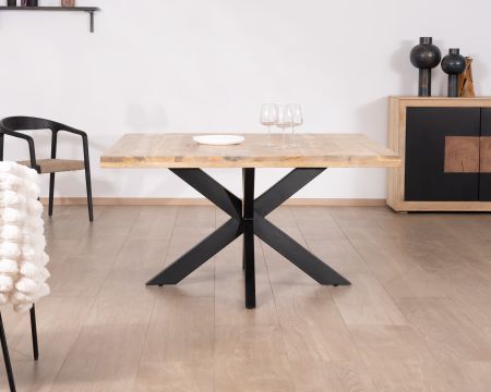 Table à manger carrée 140x140cm bois et métal industriel "Caractère"