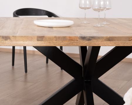 Table de repas industrielle carrée 150x150cm métal et bois "Caractère"