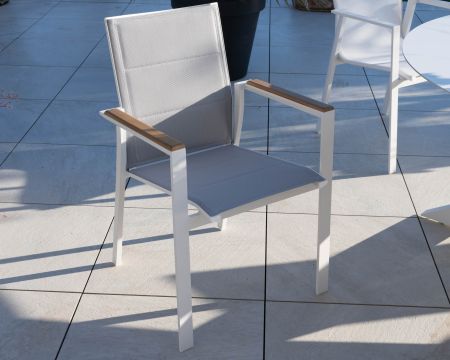 Chaise de repas design spécial extérieur en aluminium blanc "Dolce Vita" avec accoudoirs en teck 